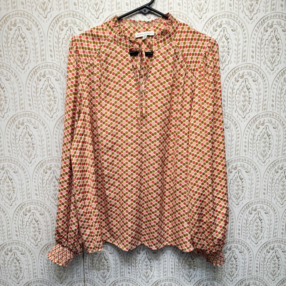 Maison d'Amélie Blouse Women XL Pink Geometric Ruffle Neck‎ Smocked Cuff Top